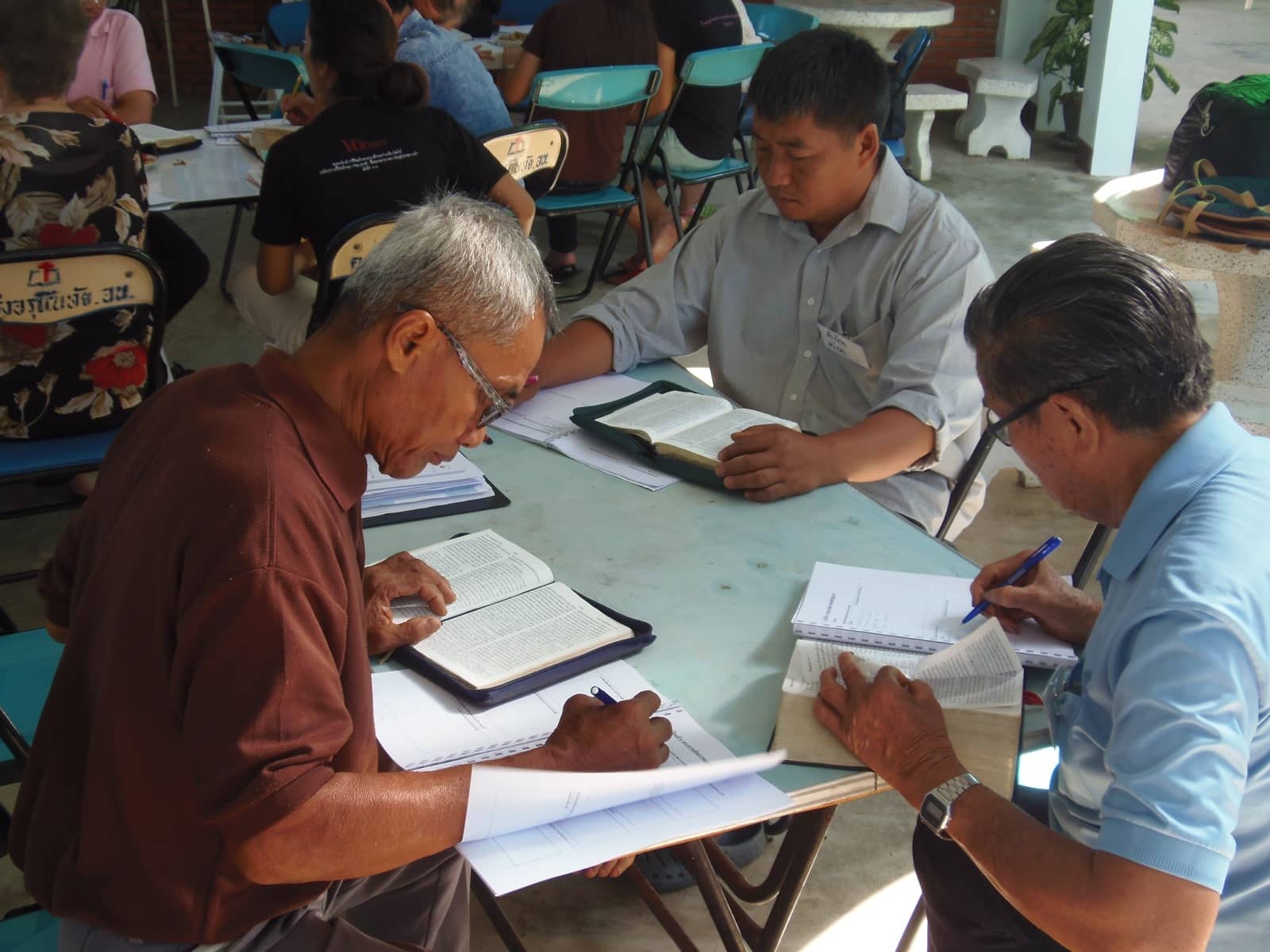 art-5-thailand-projekt-paulus-studium-apostelgeschichte-web-min