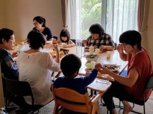 Mittagessen in Hanamaki beim OMF-Team